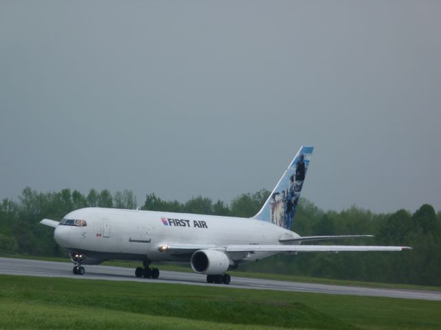 C-GKLY — - preping for take off RWY#25