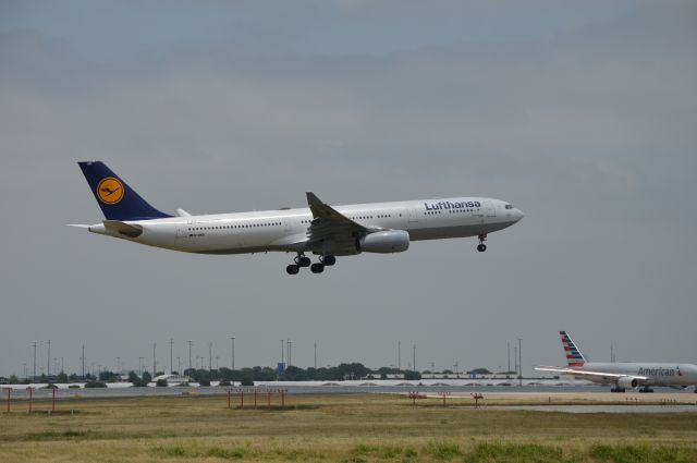 Airbus A330-300 (D-AIKD) - On final at KDFW arriving from EDDF. 5/28/2016