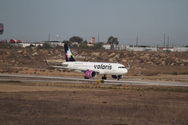Airbus A320 (N539VL) - TAXING ALPHA TO HEAD 27 MMTJ