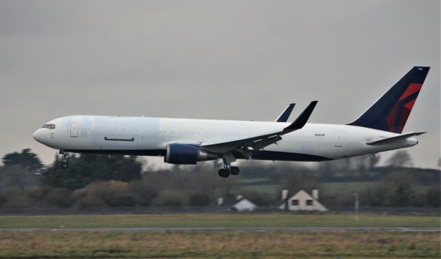 BOEING 767-300 (N1501P) - cargo aircraft management b767-3p6er n1501p landing at shannon from tel aviv after cargo conversion for amazon prime air n409az 28/11/19.