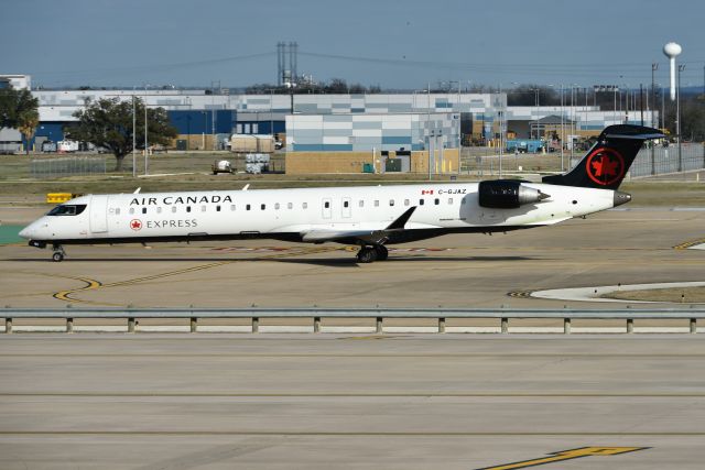 Canadair Regional Jet CRJ-900 (C-GJAZ) - 02-04-23