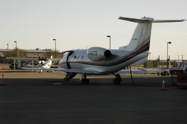 Learjet 55 (N155TS)