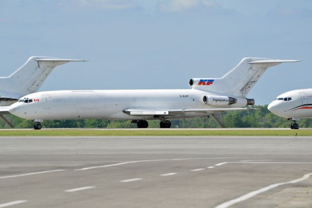 Boeing 727-100 (C-GLKF)