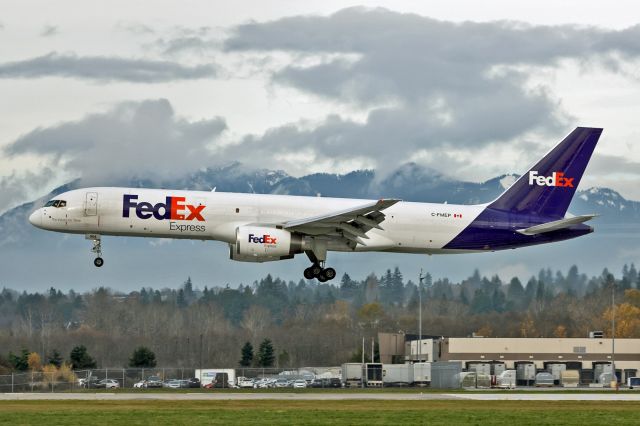 Boeing 757-200 (C-GMEP)