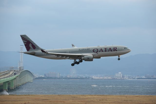 Airbus A330-200 (A7-ACK)