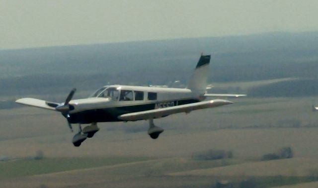 Piper Saratoga (N5560J)