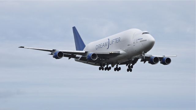 Boeing 747-400 (N249BA) - GTI4351 from KCHS on final approach to runway 16R on 12/31/12. (LN:766 c/n 24309).