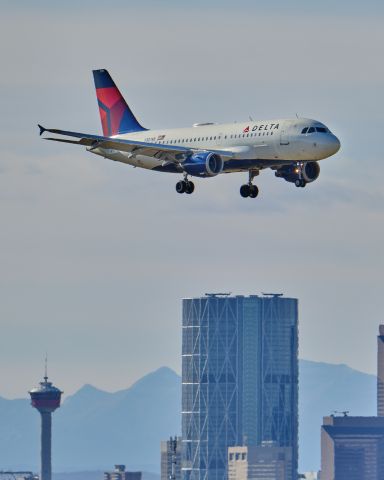 Airbus A319 (N321NB)