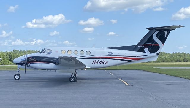 Beechcraft Super King Air 200 (N44KA)