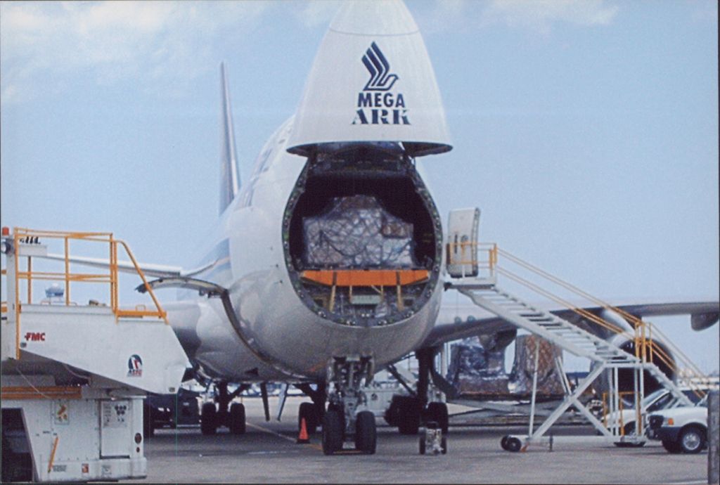 Boeing 747-400 —