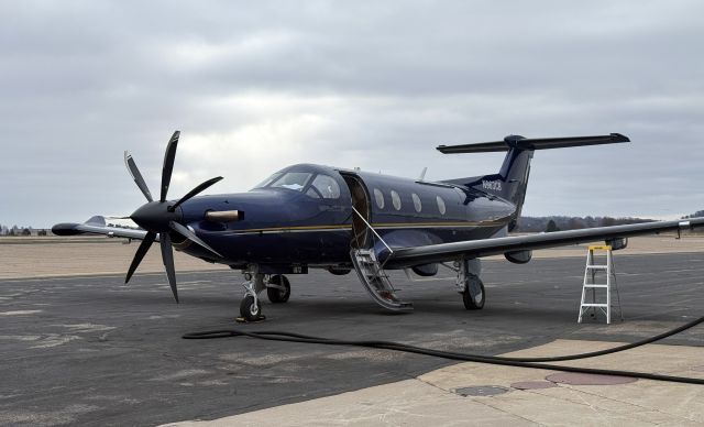 Pilatus PC-12 (N963CB) - Fuel stop in the way from Switzerland to KOGD, Utah. 18-DEC-2024.
