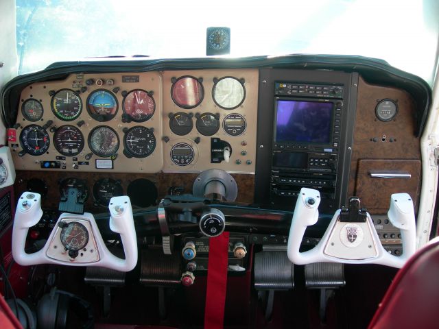 Beechcraft Bonanza (33) (N345KW)