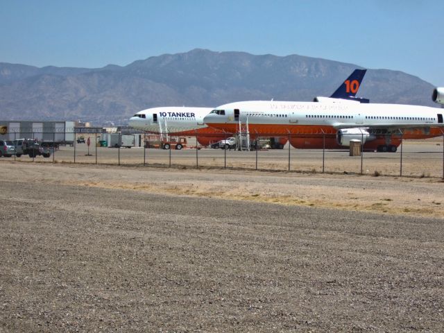 McDonnell Douglas DC-10 (N17085) - Parked