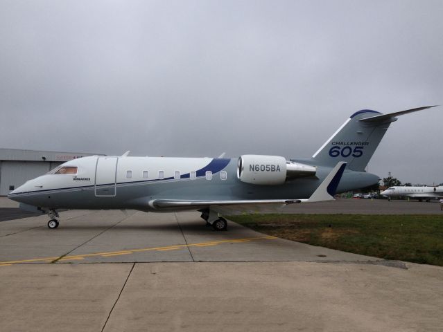 Canadair Challenger (N605BA)