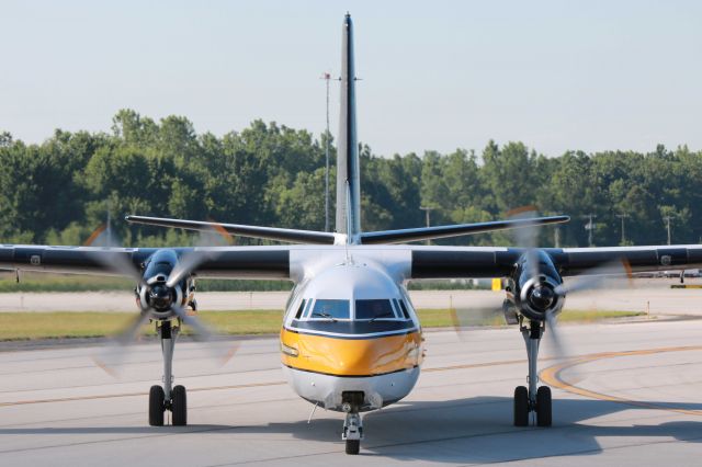 FAIRCHILD HILLER FH-227 (8501608) - The US Army Golden Knights arriving in their Fokker F27 (US Army C-31A 85-01608, c/n 10668) for the 2016 Toledo Air Show on 15 Jul 2016.