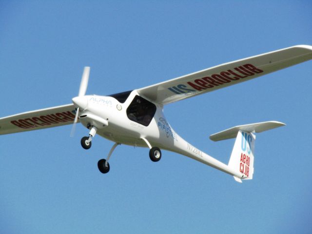 N728KL — - Taking off RWY 24