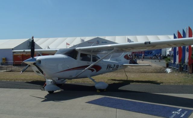 Cessna Skylane (VH-ZJB)