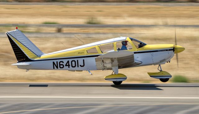 Piper Cherokee (N6401J) - Piper PA-28-180 Cherokee at Livermore Municipal Airport. July 2021.
