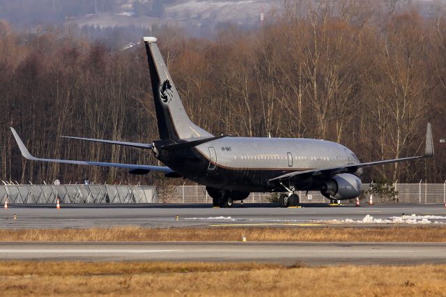 Boeing 737-700 (VP-BRT)