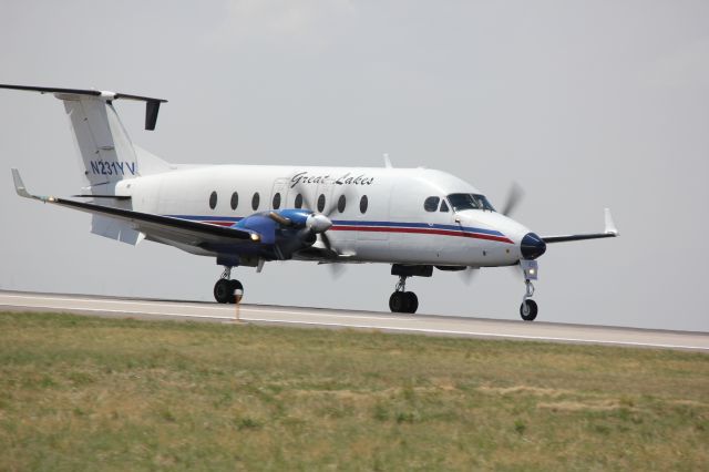 Beechcraft 1900 (N231YV)