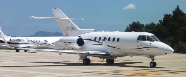 Hawker 800 (CS-DPA)