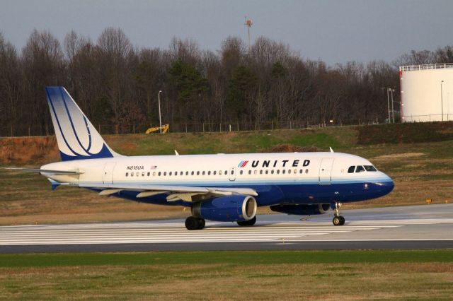 Airbus A319 (N815UA)