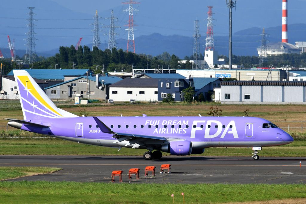 Embraer 170/175 (JA16FJ) - 2021-07-30