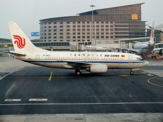 Boeing 737-700 (B-2612)