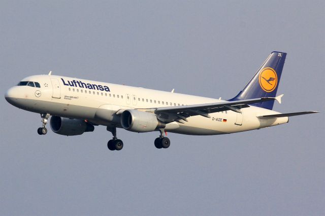 Airbus A320 (D-AIZE)