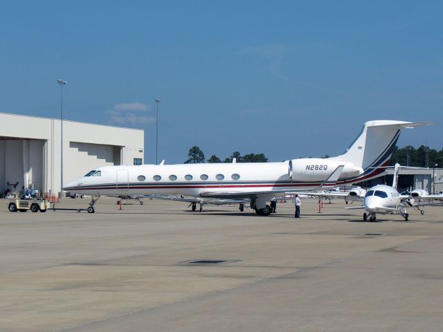 Gulfstream Aerospace Gulfstream V (N282Q) - The king class of business aviation.