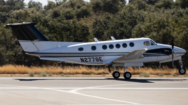 Beechcraft Super King Air 200 (N277GE)