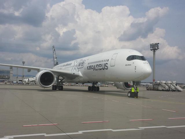 Airbus A350-900 (F-WWYB)