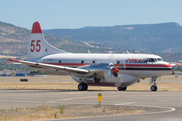 CONVAIR CV-580 (C-FHKF)