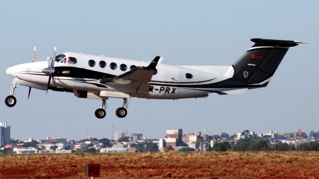 Beechcraft Super King Air 300 (PR-PRX)