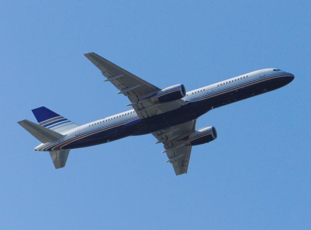 Boeing 757-200 (EC-ISY)