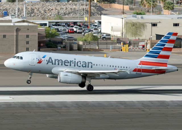 Airbus A319 (N825AW)