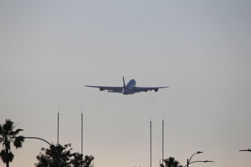 Airbus A380-800 (A6-EVJ)