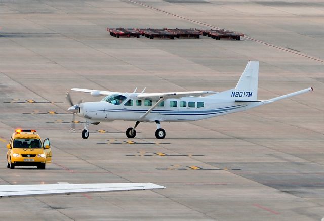 Cessna Caravan (N9017M)