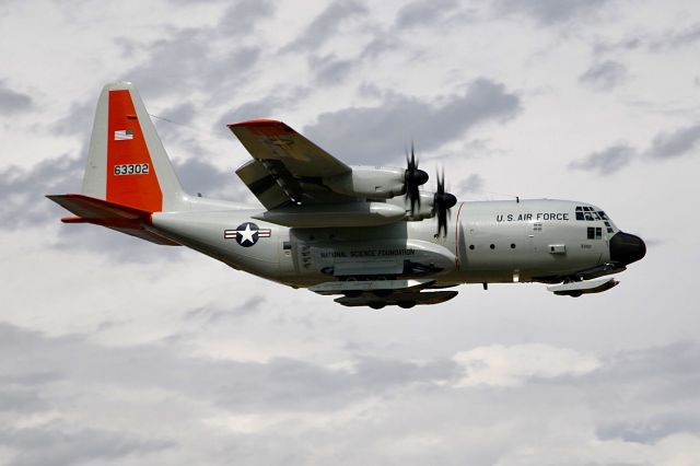 Lockheed C-130 Hercules (76-3302) - Training in Vermont 14 April 2022