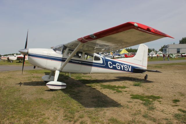 Cessna Skywagon (C-GYSV) - C-GYSV Cessna Skywagon 185 RVA Aéroport de Sherbrooke QC. CYSC 16-06-2018