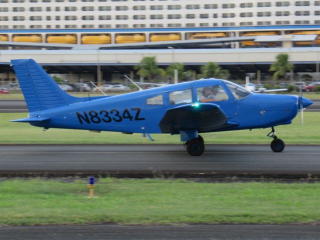 Piper Cherokee (N8334Z)