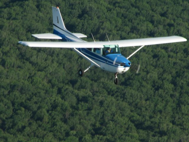 Cessna Skyhawk (N80112)