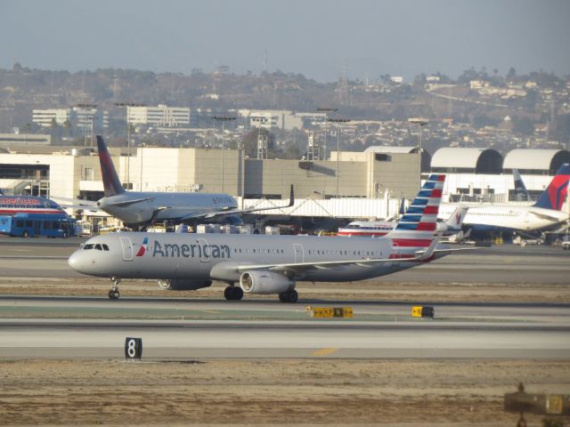 Airbus A321 (N102NN)