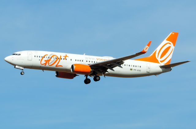 Boeing 737-800 (PR-GXQ)