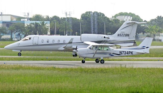 Learjet 60 (N522BN)