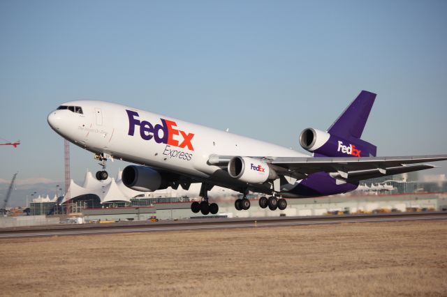 McDonnell Douglas DC-10 (N317FE)