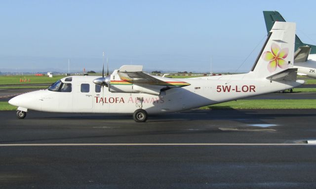 Rockwell Turbo Commander 690 (5W-LOR) - A special visitor, transiting through Auckland from maintenance in Napier. Named Laitiiti ai Mairi II (correct me if that's spelled wrong, or not even a name). Taken 04/06/22.