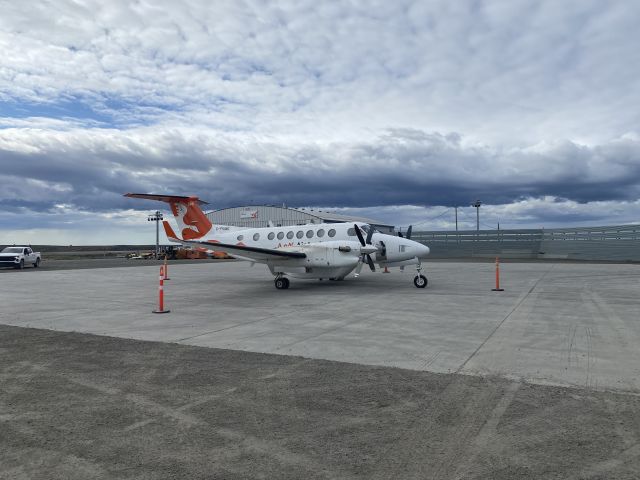 Beechcraft Super King Air 350 (C-FKMG)