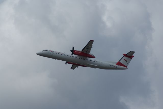 de Havilland Dash 8-400 (OE-LGN) - Austrian Airlines Dash-8-402 cn4326