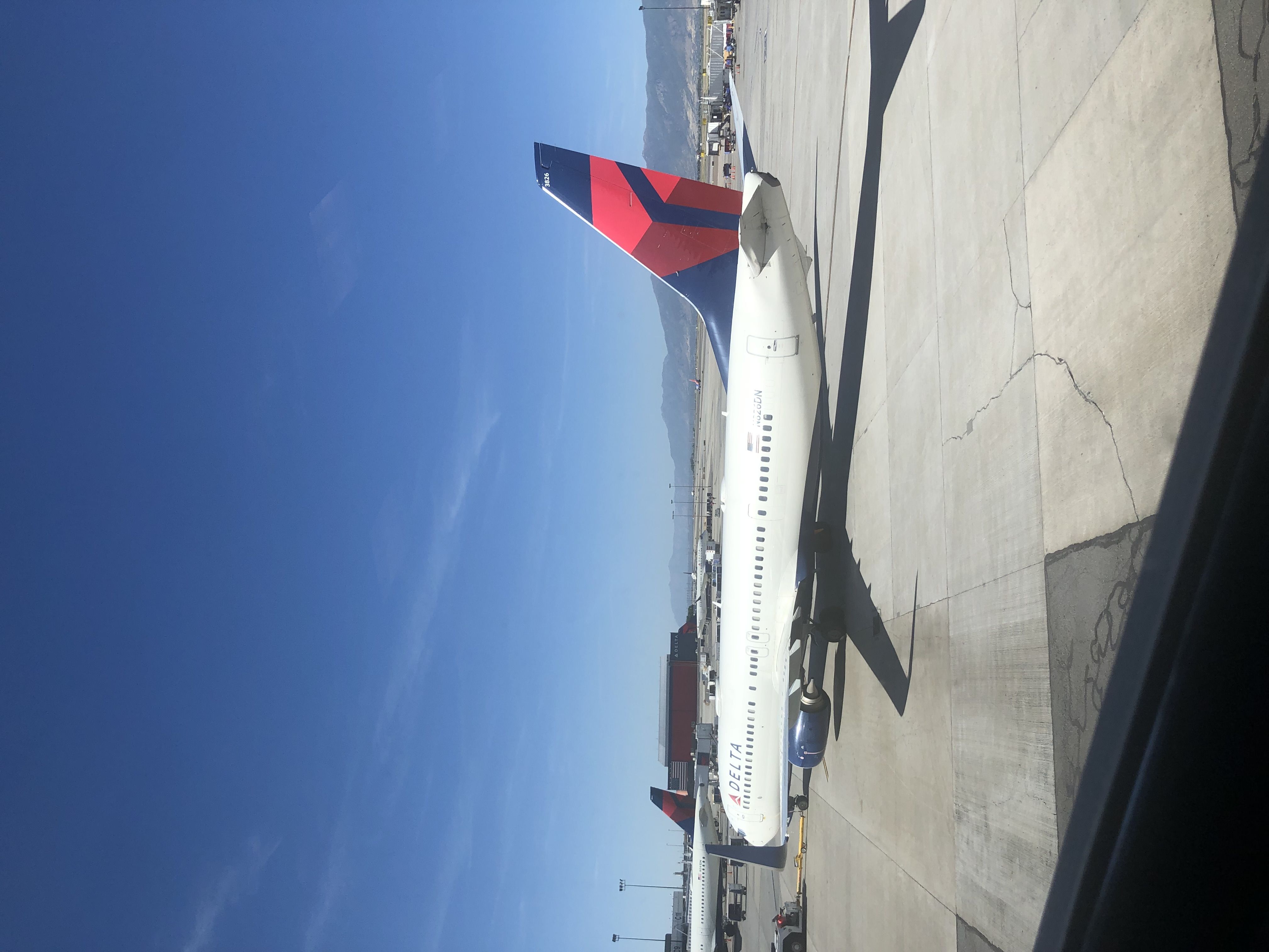 Boeing 737-700 — - First time at Salt Lake City, seems like the airport in the mountains.